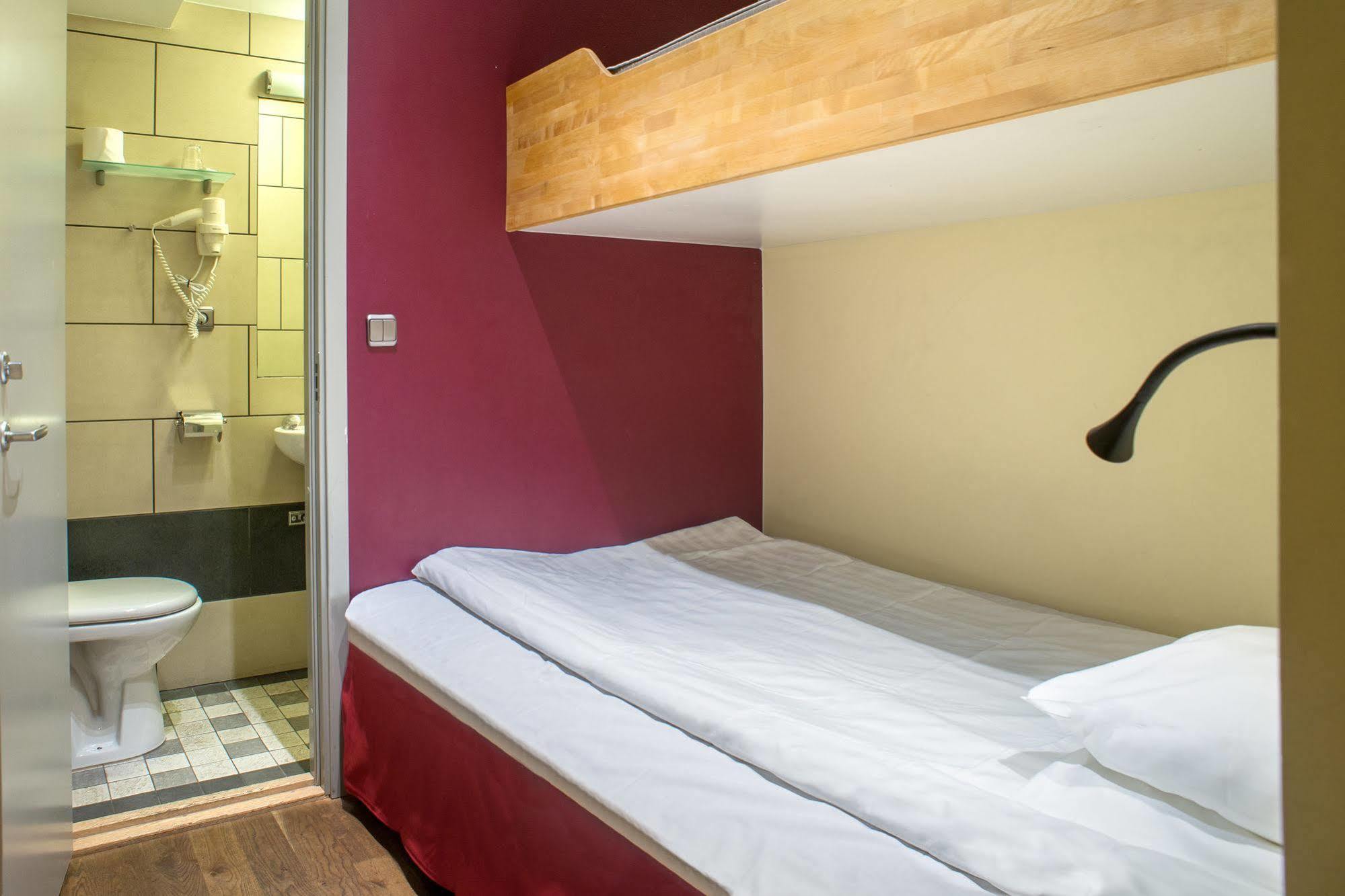 Hotel Rex Petit à Ville de Ville de Stockholm Extérieur photo